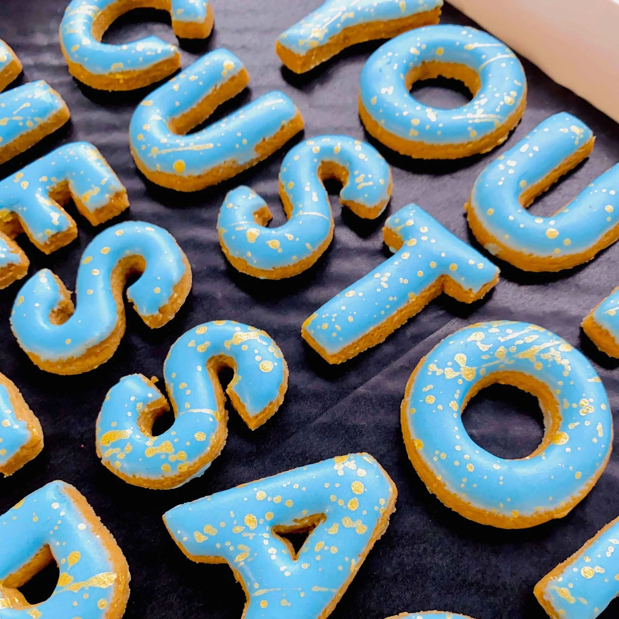 Vegan Personalised Custom Iced Cookie Message Box (30) - Image 7